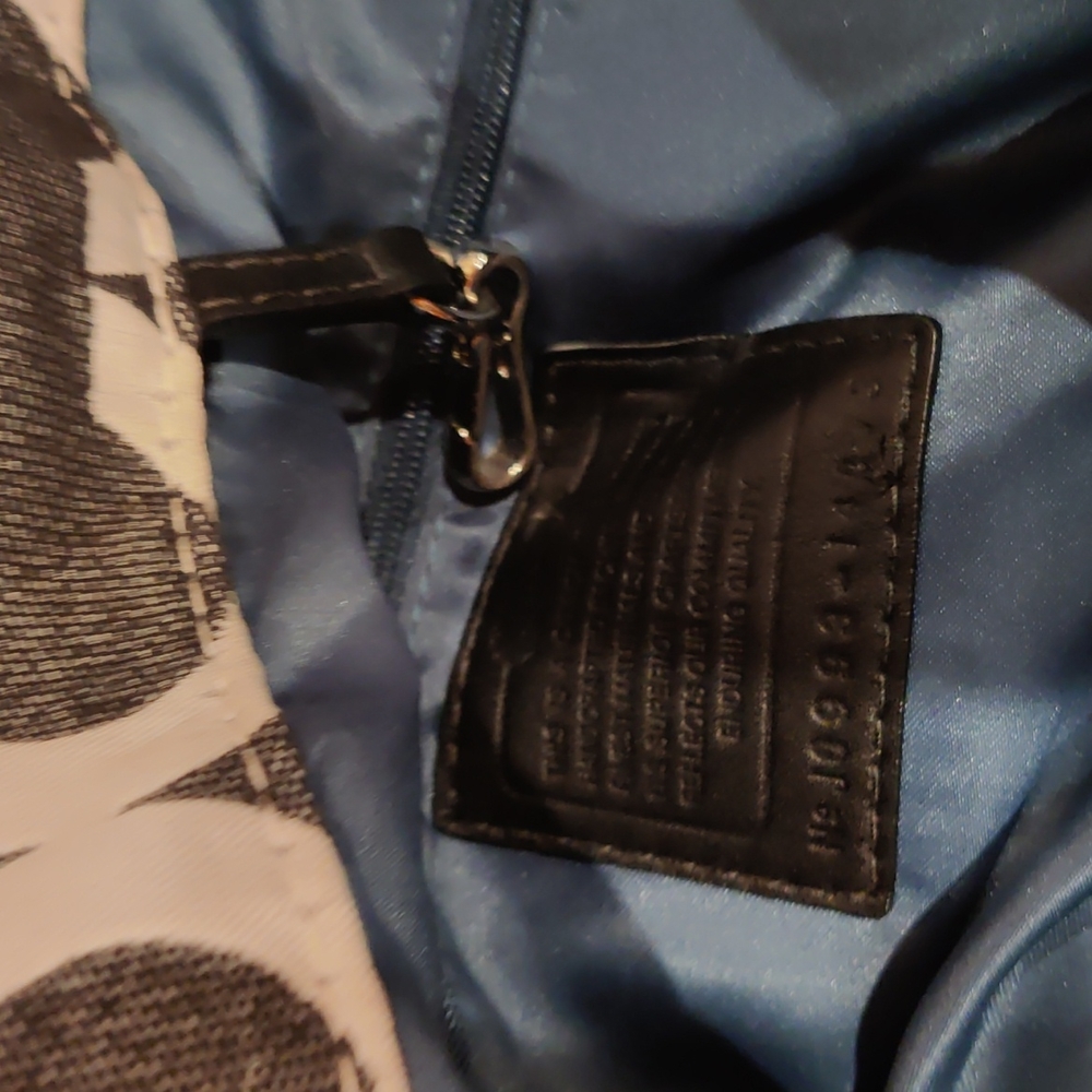 Coach Payton Canvas Purse - Picture 11 of 12